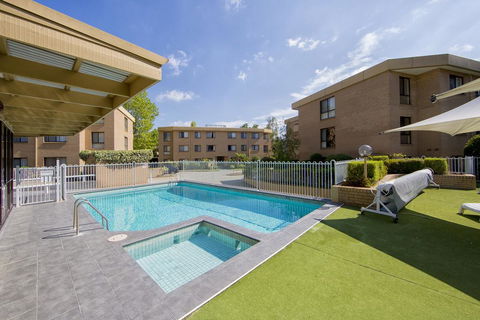 Accommodate Canberra - Kingston Court - Tourism Bookings 1