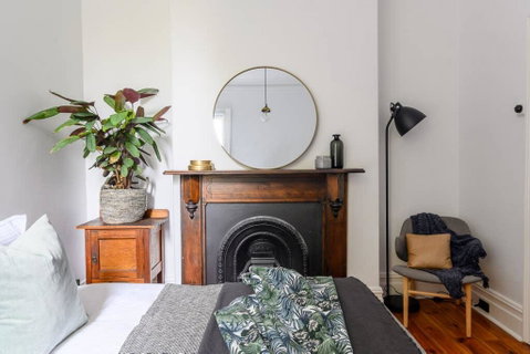 ADDERLEY A Striking 1880s Remodeled Victorian - Tourism Bookings 3