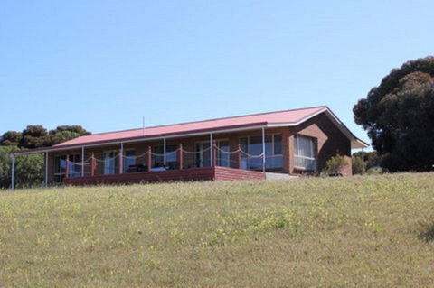 Ebb N Flow Beach House - Stansbury - Tourism Bookings 0