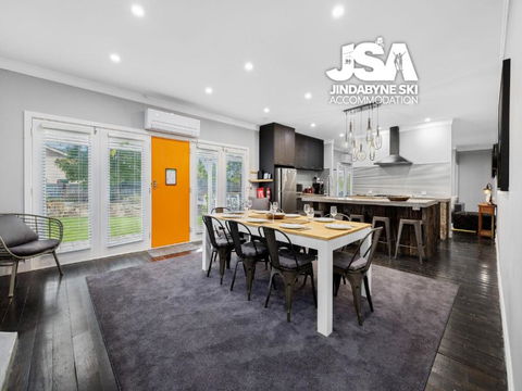 Edelweiss Cottage - Events Australia 1