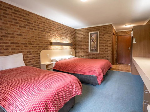 Eildon Parkview Motor Inn Room 7 - Tourism Bookings 4