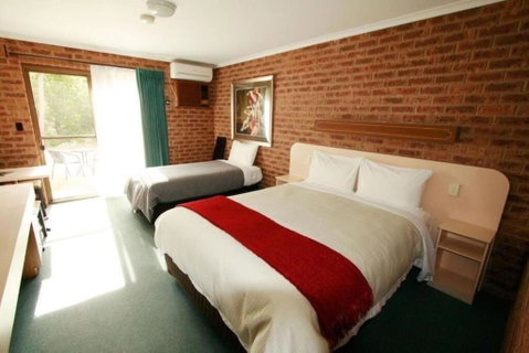 Eildon Parkview Motor Inn Room 8 - Tourism Bookings 3