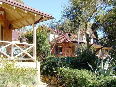 Eleebana Guest House - Events Australia 1