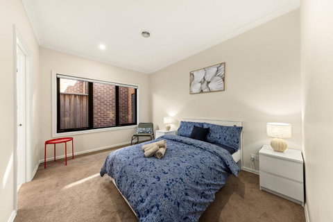 Entire Great Place Keysborough - Events Australia 3