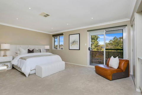 Entire Home In Park Central - Family-Friendly Getaway - Walk To Parks, Shops And Transport In Macarthur - Events Australia 1
