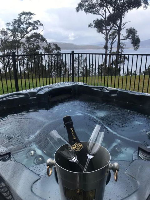 Fairwinds Tasmania - Events Australia 1