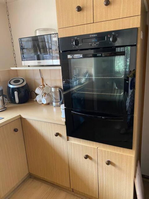 Family Home- Close To Knox City & Dandenong Ranges - Events Australia 1