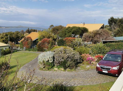 Flinders Island Masters Quarters - Lady Barron - Events Australia 1