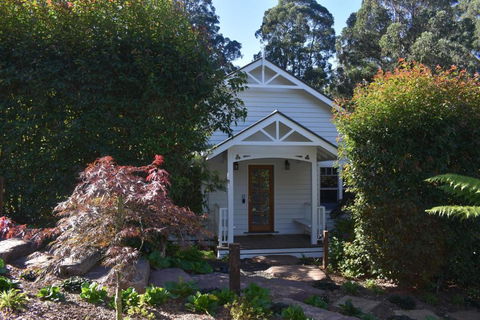 Fern Falls Cottages - Garden Cottage - Tourism Bookings 0