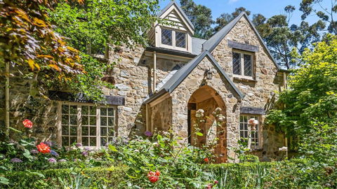 FROGWELL HOLLOW Immerse Into An Idyllic Fairytale - Events Australia 0