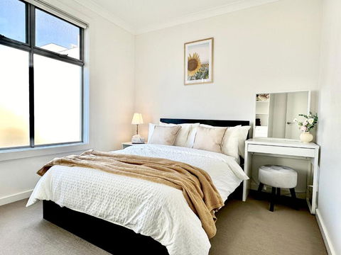 Fully Equipped 3BR-Townhouse - Accommodation Europe 1