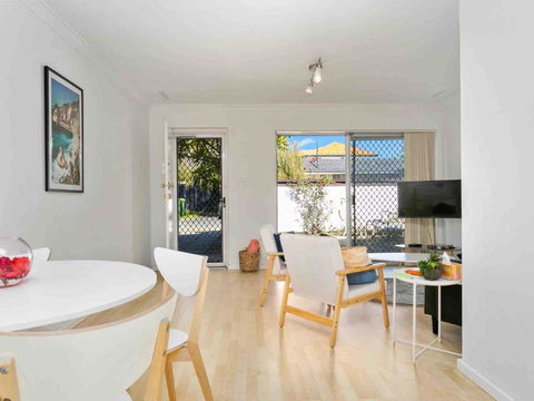 Getaway Villa 2br, Sleeps 4, Near Beach - Events Australia 0