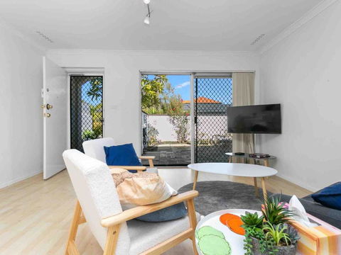 Getaway Villa 2br, Sleeps 4, Near Beach - Events Australia 2