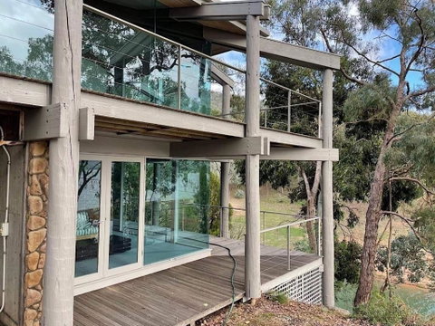 Glasshouse On The Lake - Tourism Bookings 3