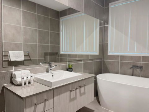 Gold Coast Oasis Villa At Coomera - Events Australia 4