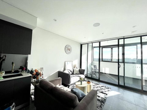 GREEN Skyline View2BR Close To Easter Show - Tourism Bookings 4