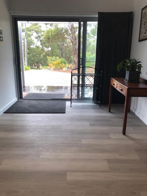 Gully Getaway - Tourism Bookings 2