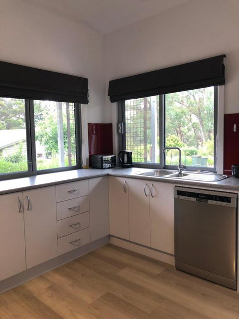 Gully Getaway - Tourism Bookings 4