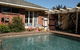 Hampton Spacious House & Pool - thumb 2