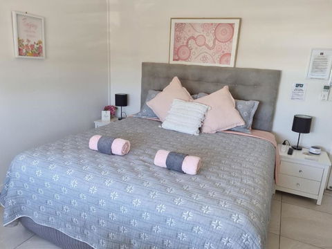 GUESTHOUSE On REGENT Bed & Breakfast - Events Australia 2
