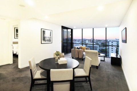 Hearty Milton Apartments - Events Australia 3