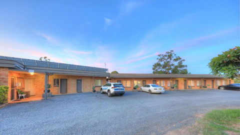 Hilldrop Motor Inn - Tourism Bookings 0