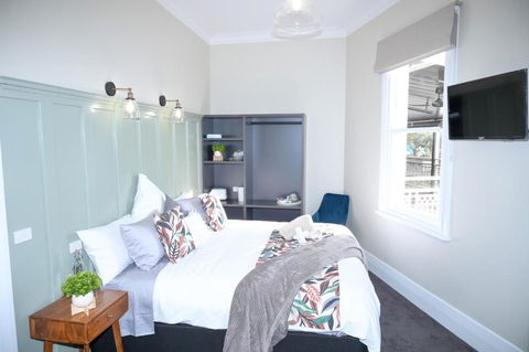 Holbrook Hotel - Tourism Bookings 0