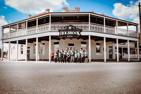 Holbrook Hotel - Tourism Bookings 1