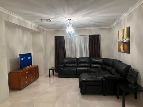 Holiday Home To Remember - Events Australia 3