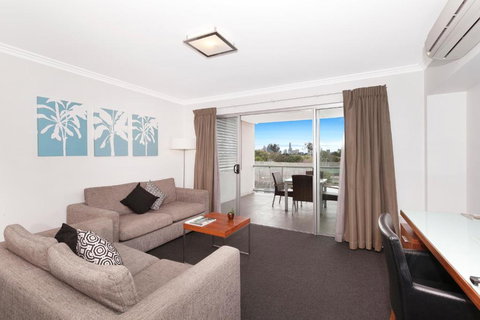 Hotel Chino - Tourism Bookings 3