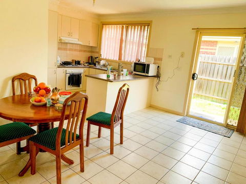 In The Heart Of Epping Shared House - Events Australia 1