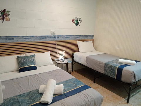 Innisfail Riverfront Motel - Tourism Bookings 3