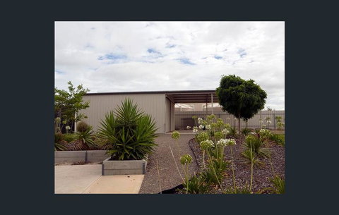 Agape Holiday Home - Events Australia 1