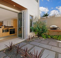 Alamode Apartments