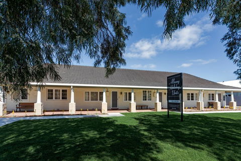 Albany Holiday Units - Events Australia 0