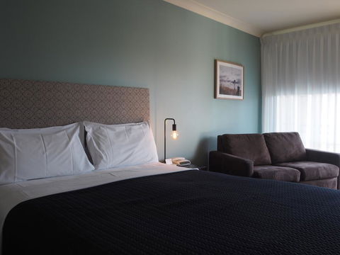 Alexandra Place - Tourism Bookings 1