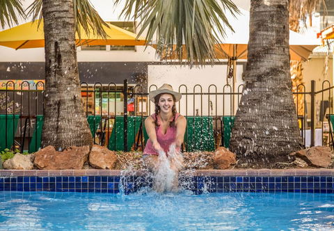 Alice Springs YHA - Events Australia 1