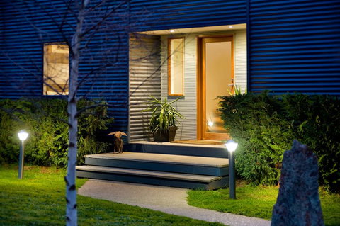 Alofi - Events Australia 0