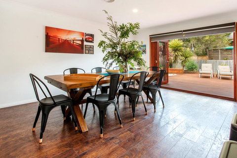 AMALFI - DROMANA.... - Events Australia 0