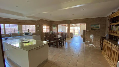 Amazing Beach House - Events Australia 3