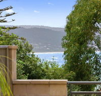APARTMENT 23 PACIFIC APARTMENTS - sit on the deck and soak in the view - Tourism Bookings