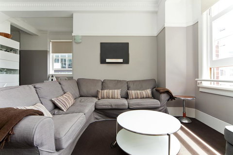 Apt - Sunny With Views - Events Australia 0