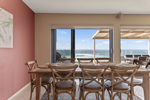 Aqua Shores Penthouse - Events Australia 3