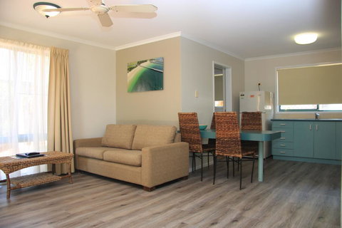 Aqua Villa Holiday Apartments - Tourism Bookings 1