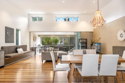 Aquawaters@Belongil - Events Australia 2