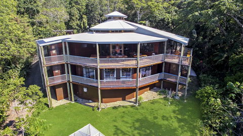 Aquila Retreat Mansion - Events Australia 3