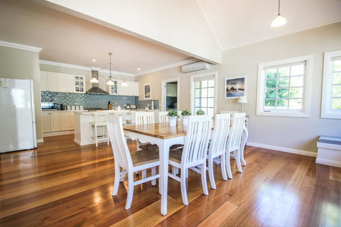 Arlington - Accommodation Europe 3