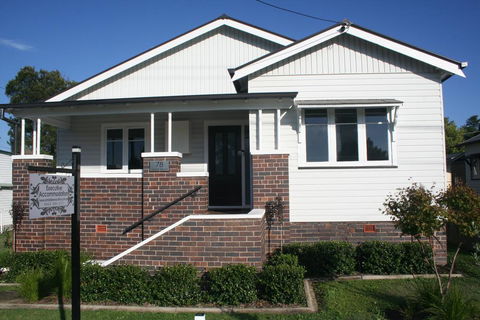 Armidale Executive Accommodation - City Centre - Tourism Bookings 1