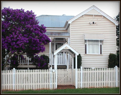 Ashbrooke Cottage - Events Australia 0
