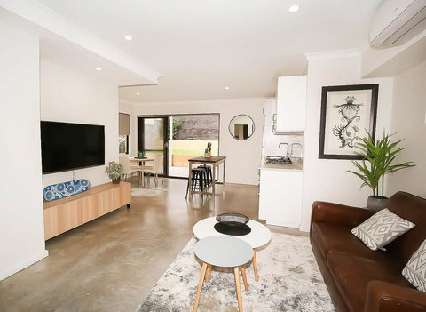 Ashburton Apartment - Events Australia 0
